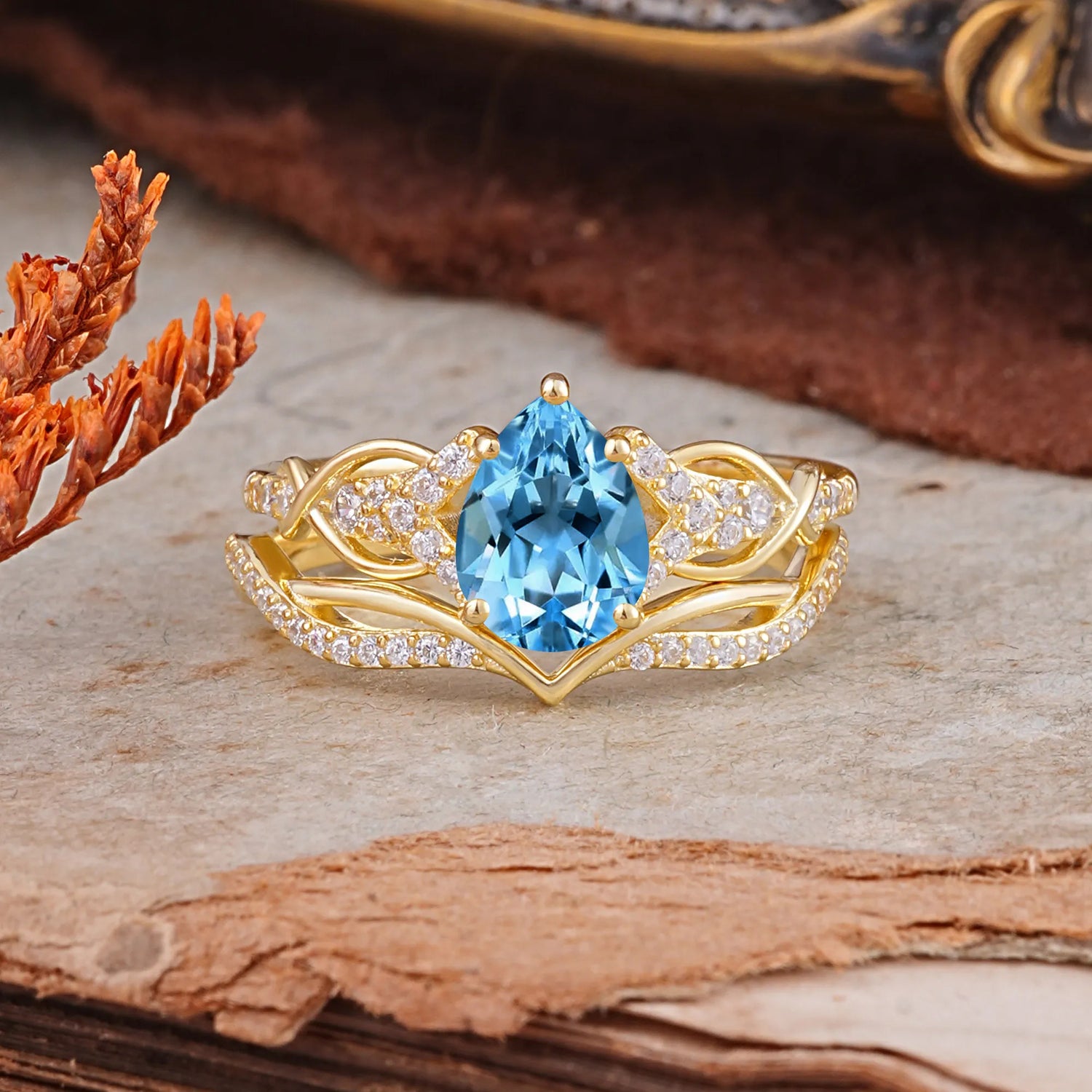 Romantic 5-Prong Pear Cut Aquamarine Stacking Bridal Ring Set