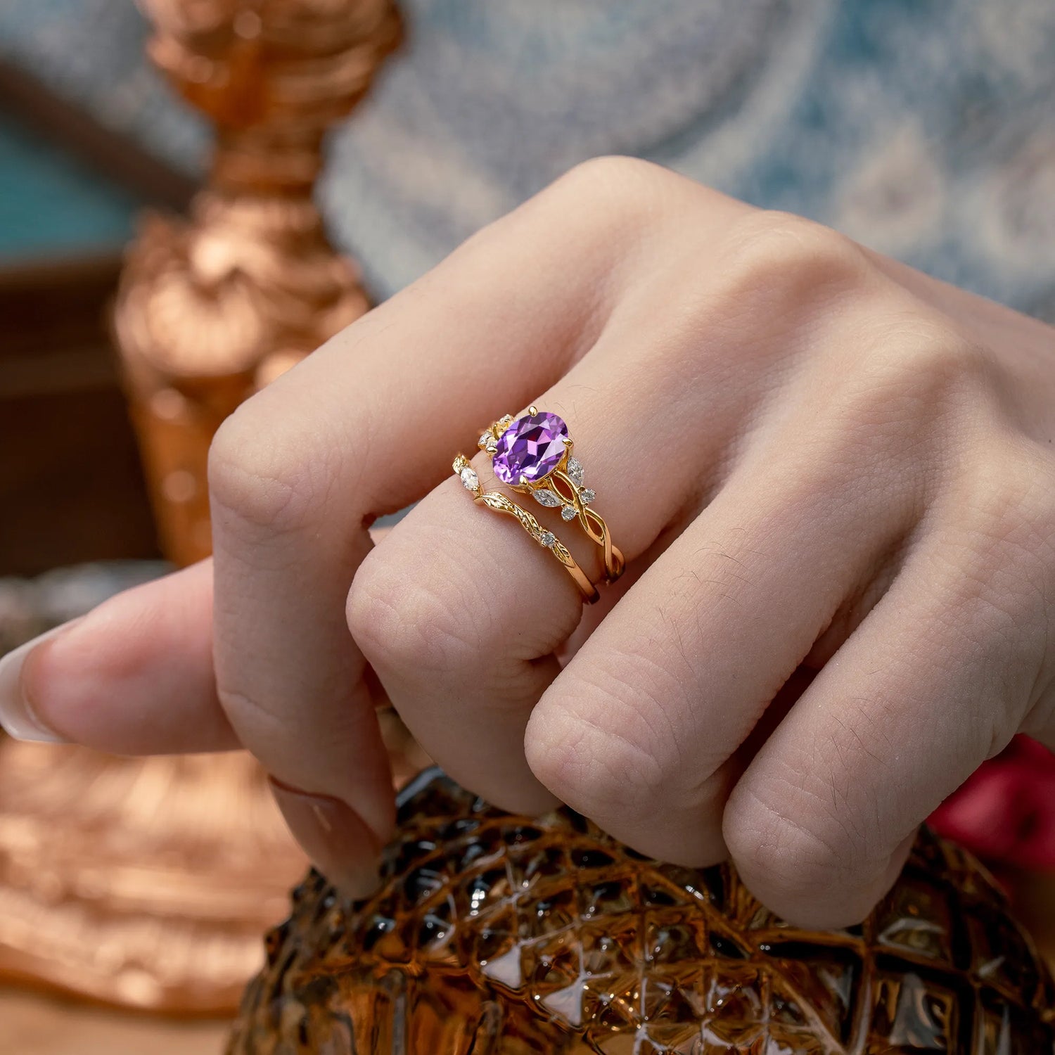 Nature-inspired 4-Prong Oval Cut Amethyst Bridal Ring Set