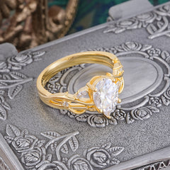 Enchanted 4-Prong Oval Cut Moissanite Stacking Ring