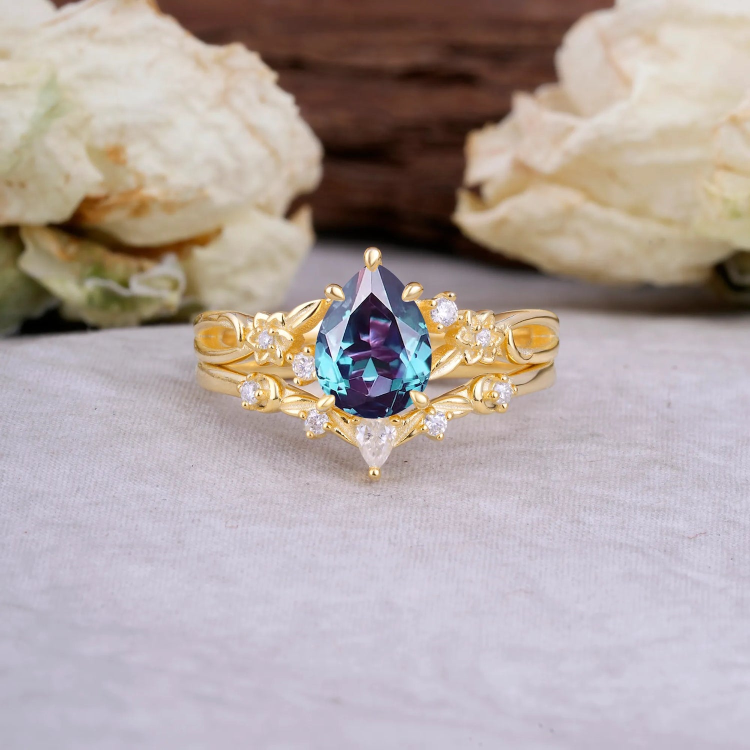 Art Nouveau 5-Prong Pear Cut Alexandrite Ring