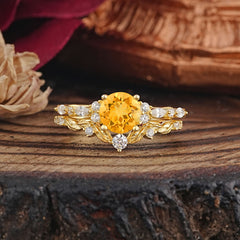 Vintage Botanical 4-Prong Round Cut Citrine Ring