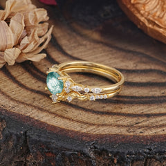 Vintage Botanical 4-Prong Round Cut Natural Moss Agate Ring