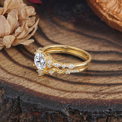 Vintage Botanical 4-Prong Round Cut Lab Diamond Ring