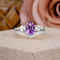 Luxurious Vintage-Inspired 4-Prong Pear-Cut Amethyst Engagement Ring Set