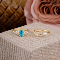 Luxurious Vintage-Inspired 4-Prong Pear-Cut Turquoise Engagement Ring Set