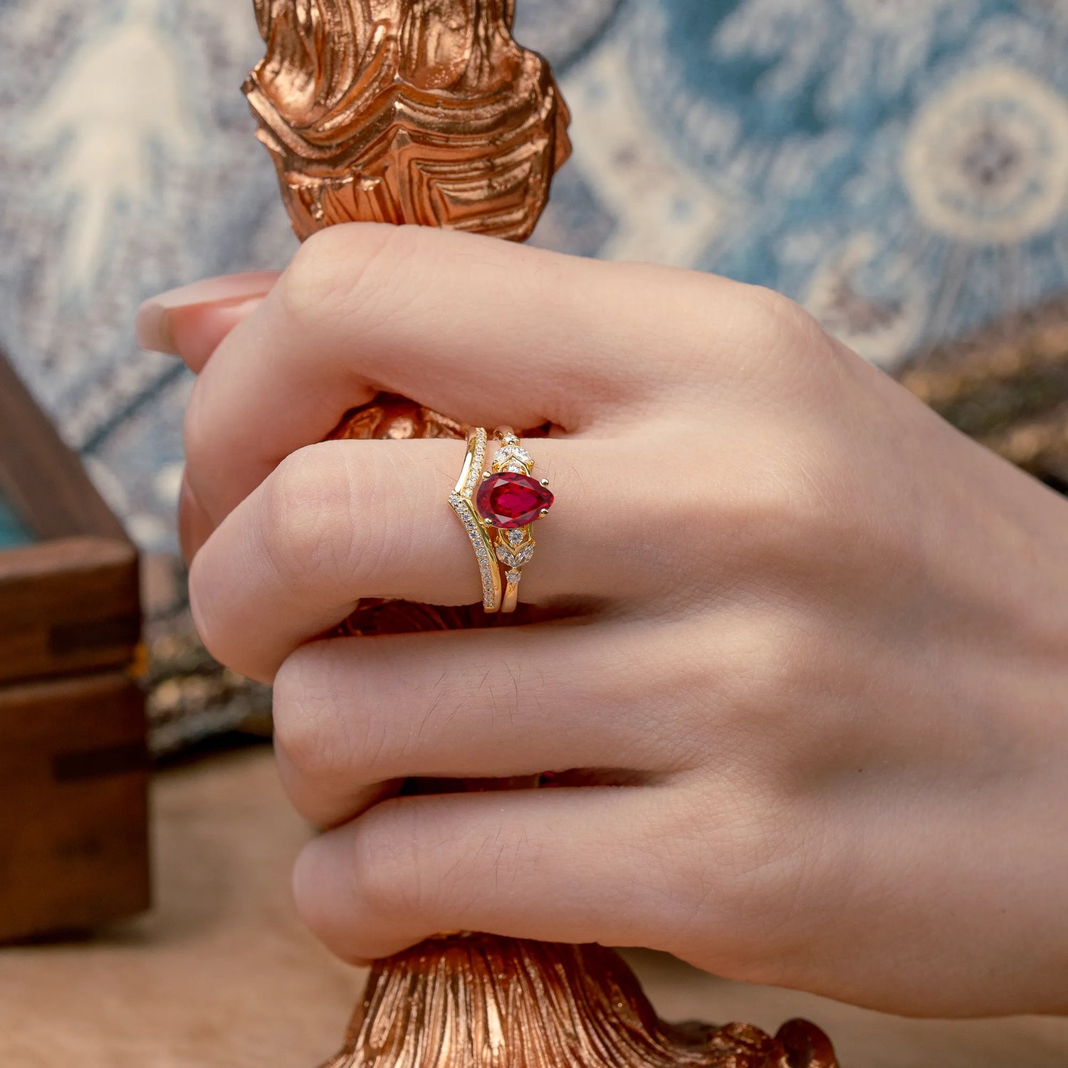 Luxurious Vintage-Inspired 4-Prong Pear-Cut Ruby Engagement Ring Set