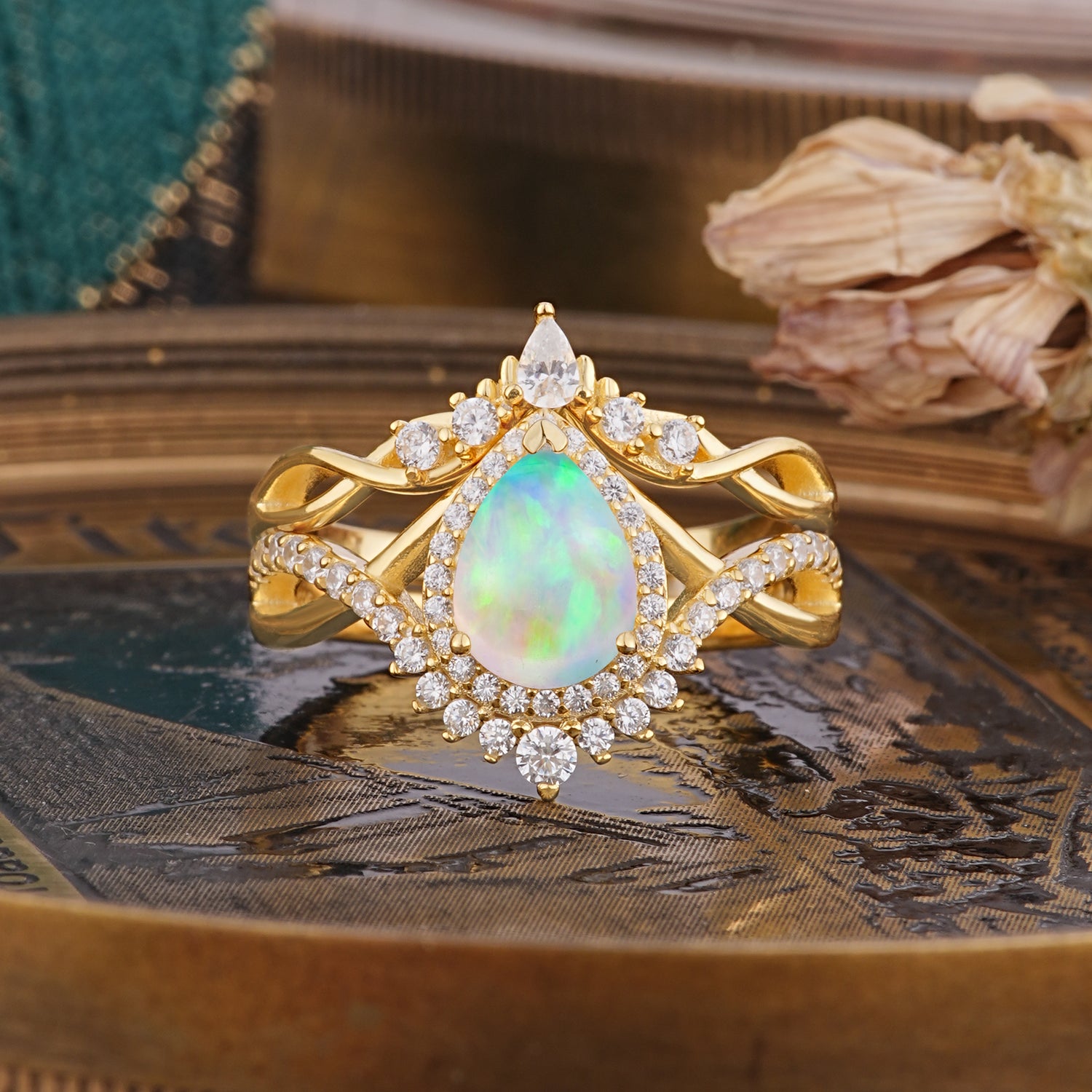 Elegant Pear-Cut Opal Bridal Ring Set
