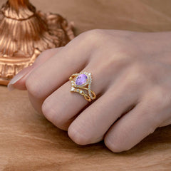 Elegant Pear-Cut 3 Prong Natural Amethyst Engagement Ring Set