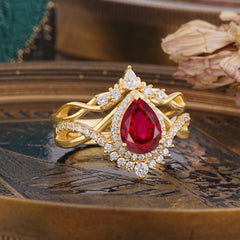 Elegant Pear-Cut Ruby Engagement Ring Set
