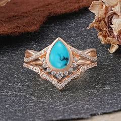 Ultra Luxurious Vintage Pear-Cut Turquoise Ring Set