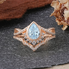 Ultra Luxurious Vintage Pear-Cut Aquamarine Ring Set