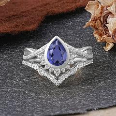 Ultra Luxurious Vintage Pear-Cut Tanzanite Ring Set