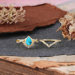 Ultra Luxurious Vintage Pear-Cut Turquoise Ring Set
