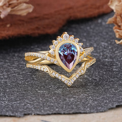 Ultra Luxurious Vintage Pear-Cut Natural Alexandrite Ring Set