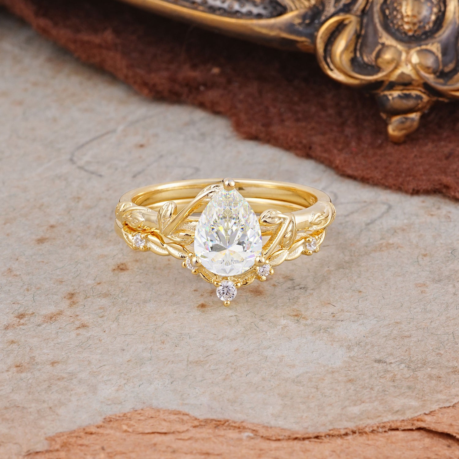 3 Prong Delicate Twisted Vine Wrapped Prong Pear Cut Moissanite Bridal Ring Set