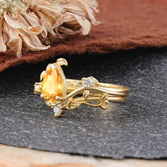 Elegant 3 - Prong Pear - Cut Citrine Stackable Ring Set