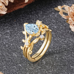 Elegant 3 - Prong Pear - Cut Natural Aquamarine Stackable Ring Set