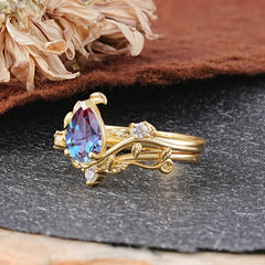 Elegant 3 - Prong Pear - Cut Natural Alexandrite Stackable Ring Set