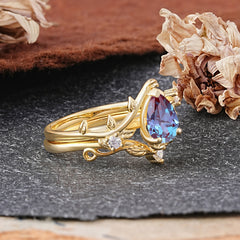 Elegant 3 - Prong Pear - Cut Natural Alexandrite Stackable Ring Set