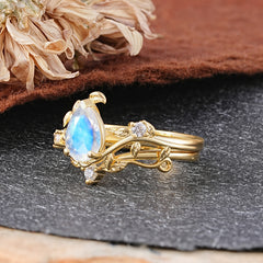 Elegant 3 - Prong Pear - Cut Moonstone Stackable Ring Set