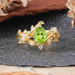 Elegant 3 - Prong Pear - Cut Peridot Stackable Ring Set