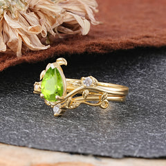 Elegant 3 - Prong Pear - Cut Peridot Stackable Ring Set