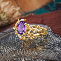 1.15 CT Delicate Leaf Accented 4 Prong Oval Shaped Amethyst Ring Sets