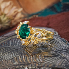 1.15 CT Delicate Leaf Accented 4 Prong Oval Shaped Emerald Ring Sets