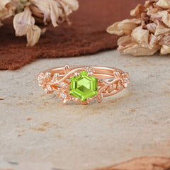 Naturalistic 4 - Prong Hexagon - Cut Peridot Ring Sets