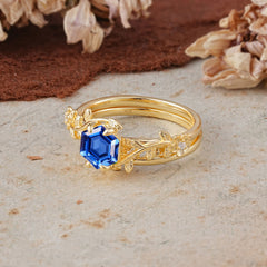 Naturalistic 4 - Prong Hexagon - Cut Sapphire Ring Sets