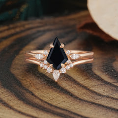 Classic Retro Luxury 4-Prong Kite-Cut Natural Black Onyx Stackable Ring Set