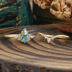 Classic Retro Luxury 4-Prong Kite-Cut Natural Moss Agate Stackable Ring Set
