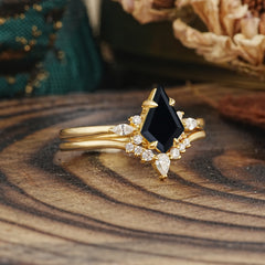 Classic Retro Luxury 4-Prong Kite-Cut Natural Black Onyx Stackable Ring Set