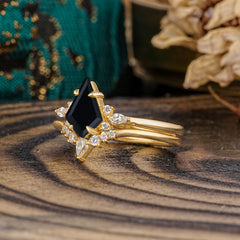 Classic Retro Luxury 4-Prong Kite-Cut Natural Black Onyx Stackable Ring Set