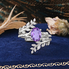 Delicate Leaf Embellished 4 - Prong Oval - Cut Amethyst Ring Sets