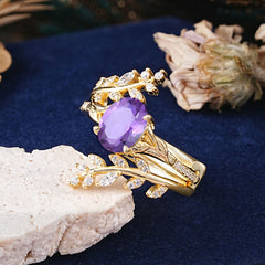 Delicate Leaf Embellished 4 - Prong Oval - Cut Amethyst Ring Sets