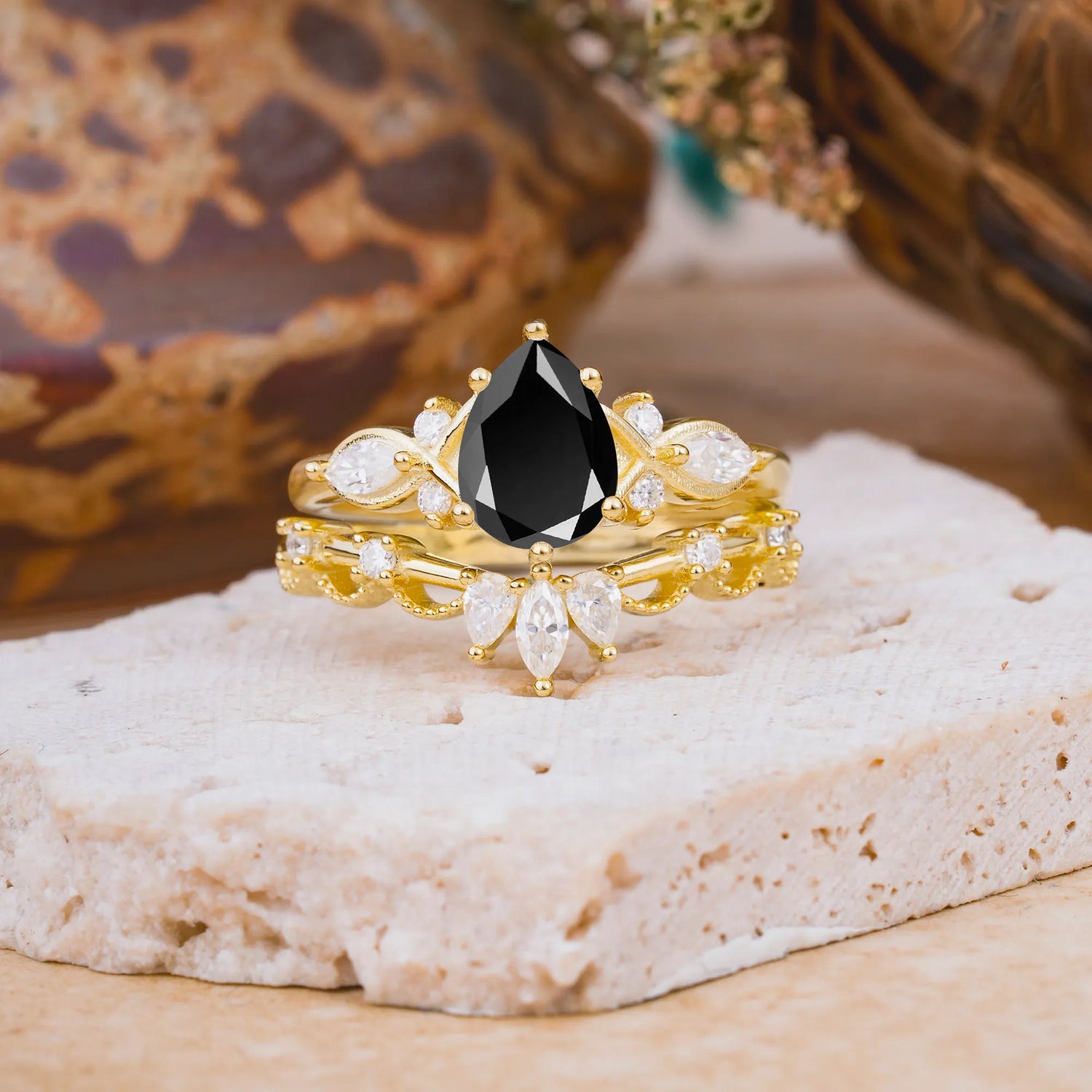 6 Prong Romantic Vine Themed Pear Cut Black Onyx Bridal Ring Set
