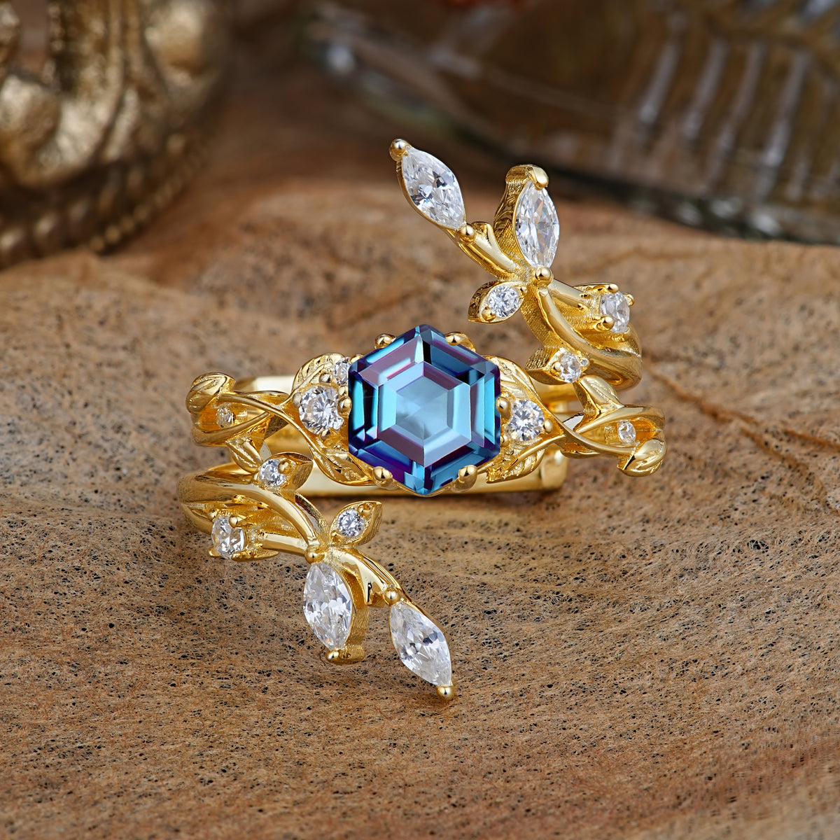 SR17146 Alexandrite Ring - Yellow-Gold