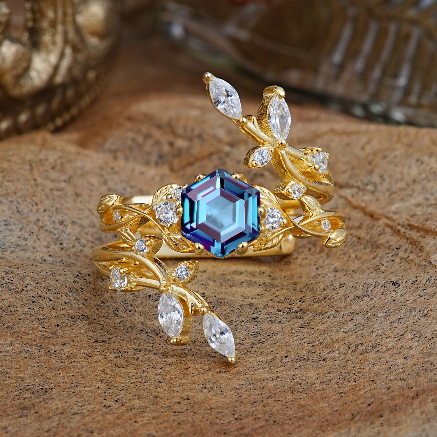 SR17146 Alexandrite Ring - Yellow-Gold