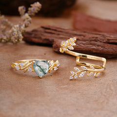 Elegant Heart-Shaped Nature Inspired Moss Agate Ring – Perfect for Engagement or Wedding