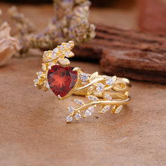 Elegant Heart-Shaped Nature Inspired Garnet Ring – Perfect for Engagement or Wedding