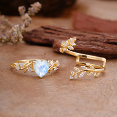 Elegant Heart-Shaped Nature Inspired Moonstone Ring – Perfect for Engagement or Wedding