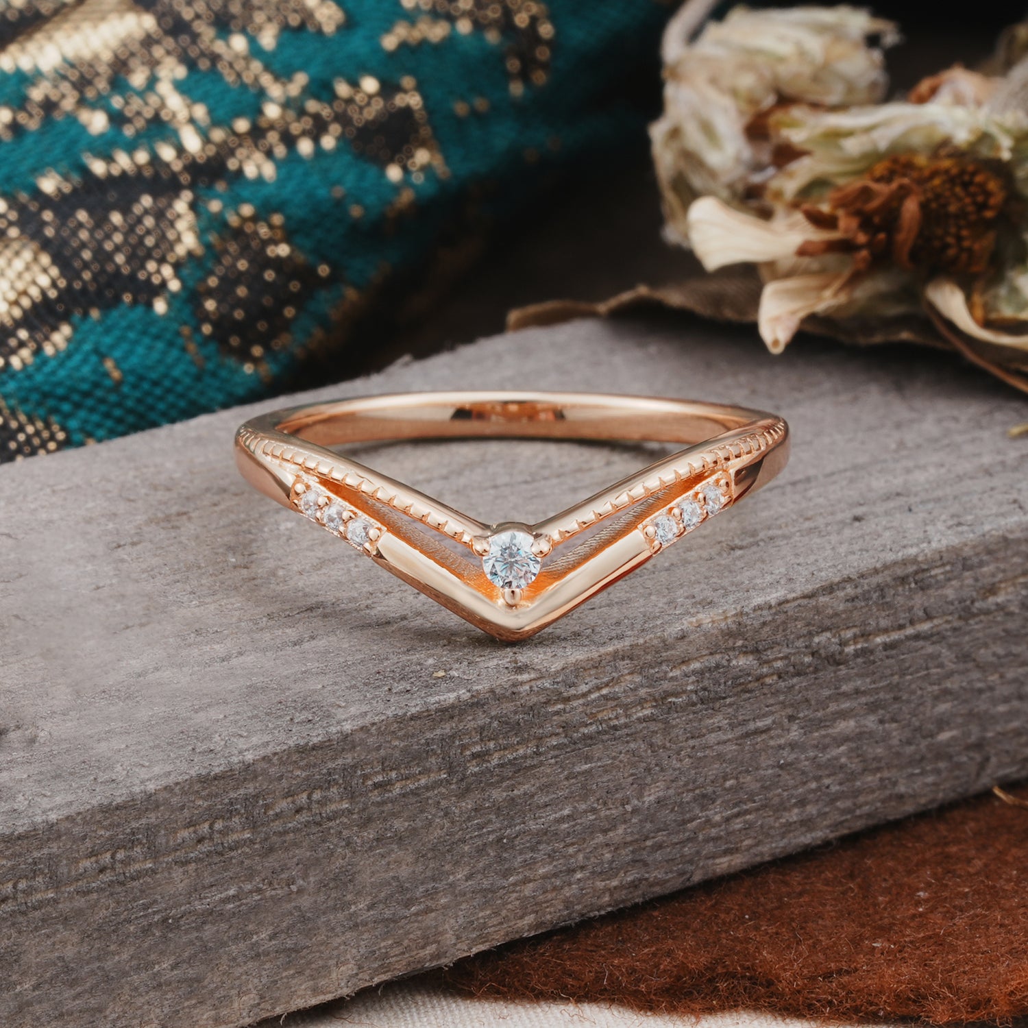 Unique Round Cut Moissanite Wedding Ring for Women