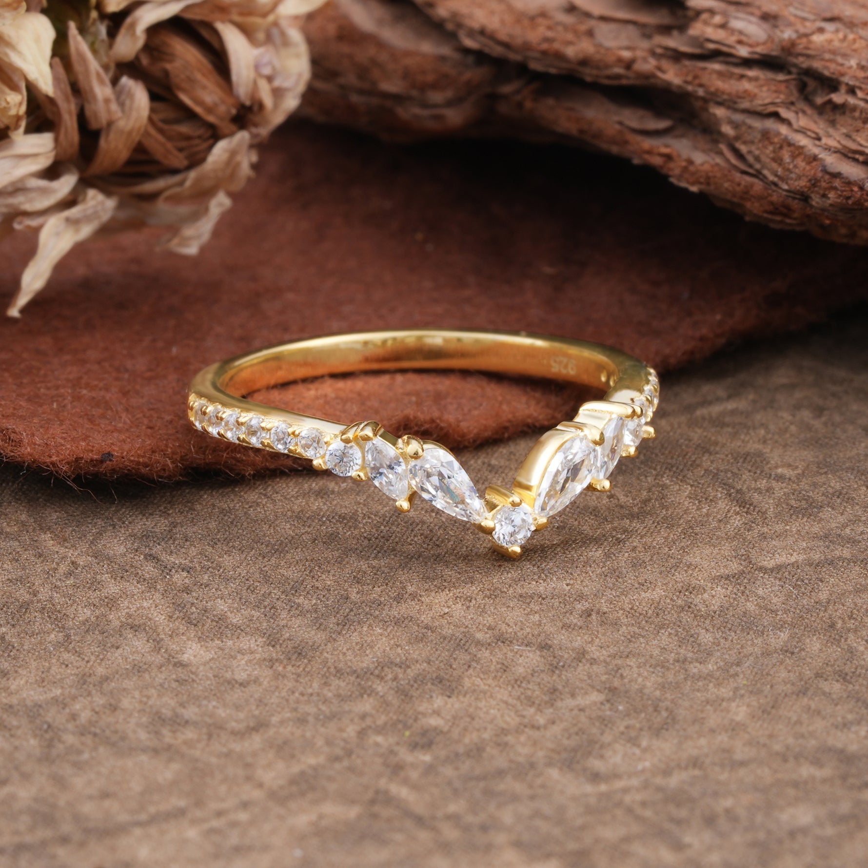 SR17203 Moissanite Ring - White-Gold