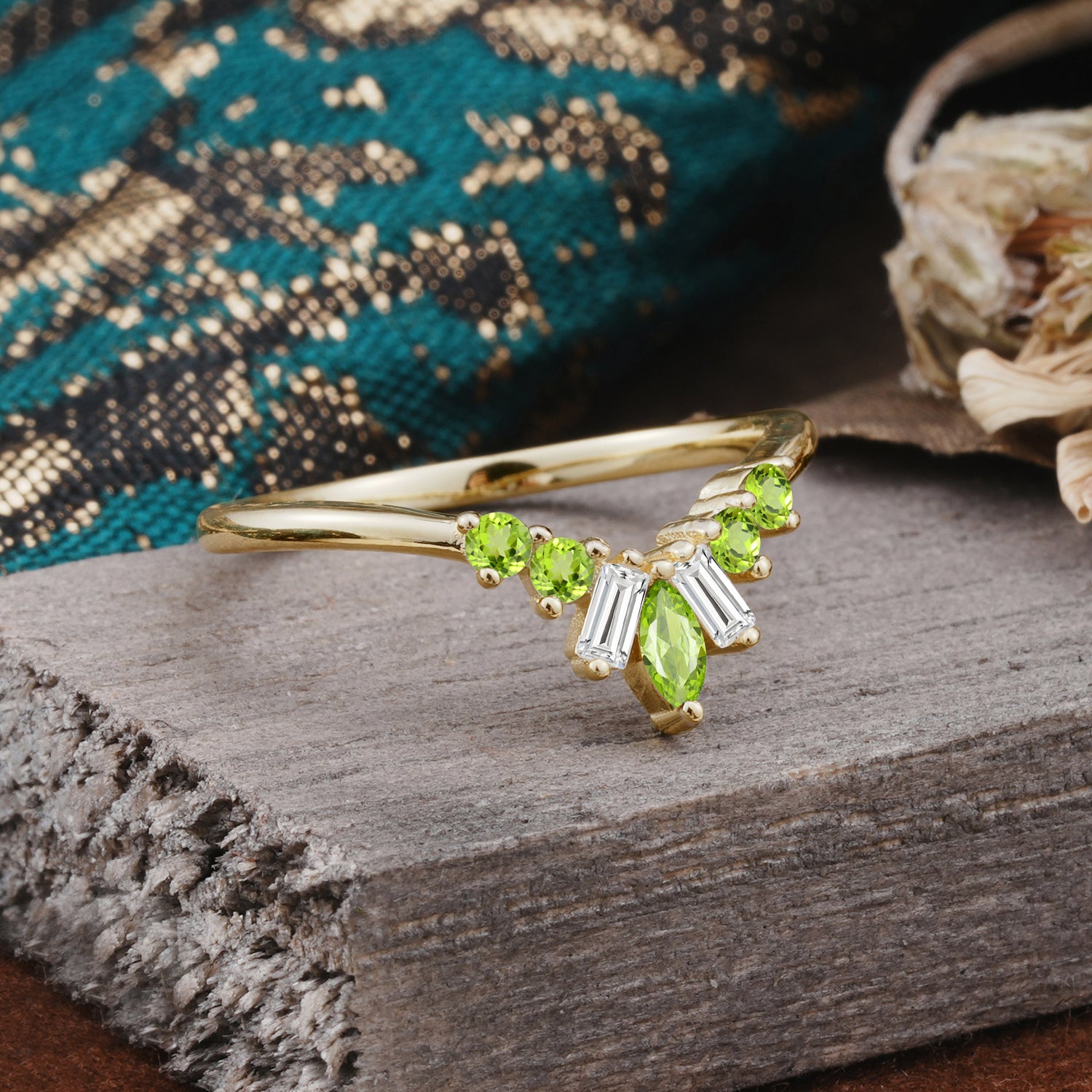 SR17216 Peridot Ring - White-Gold