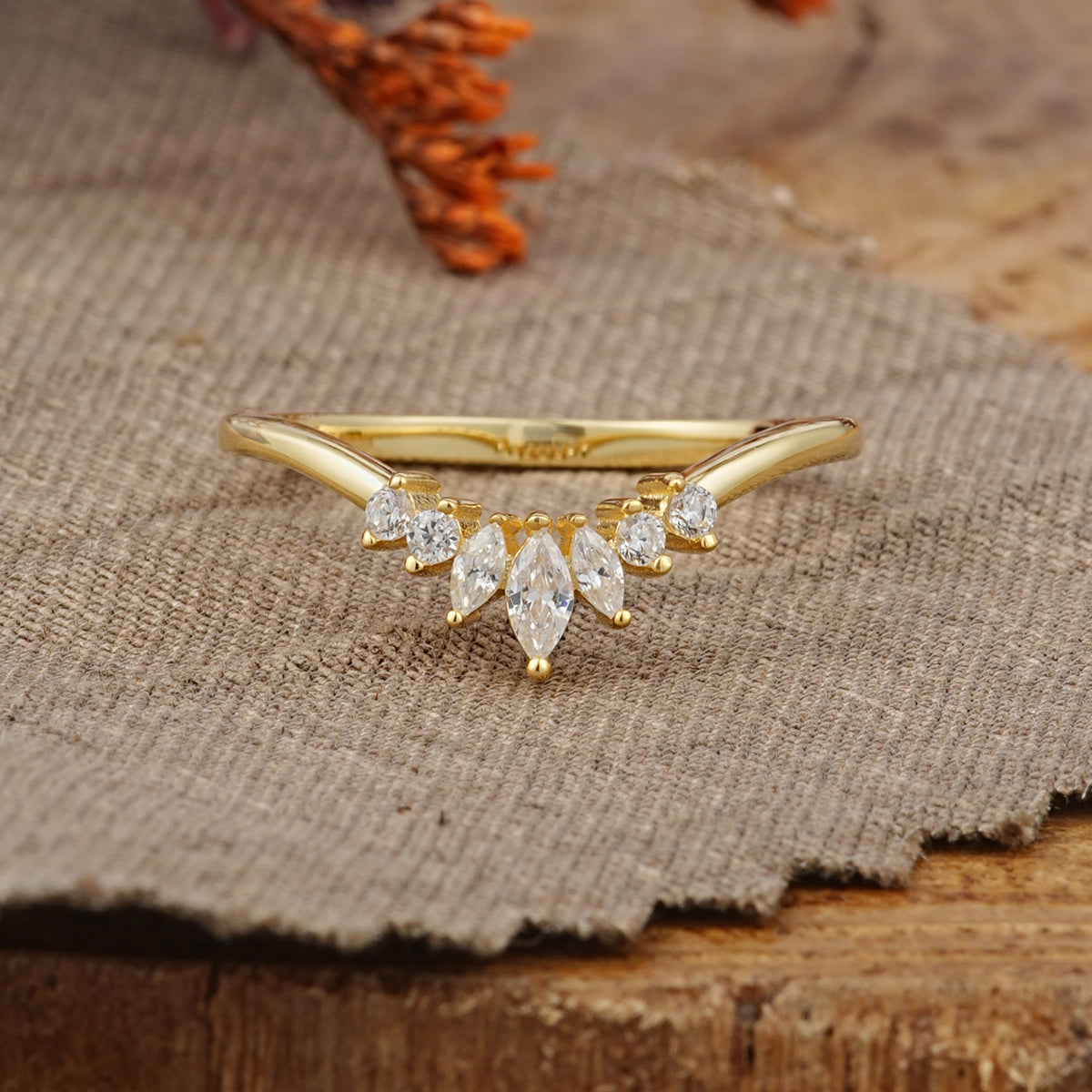 SR17217 Moissanite Ring - Yellow-Gold
