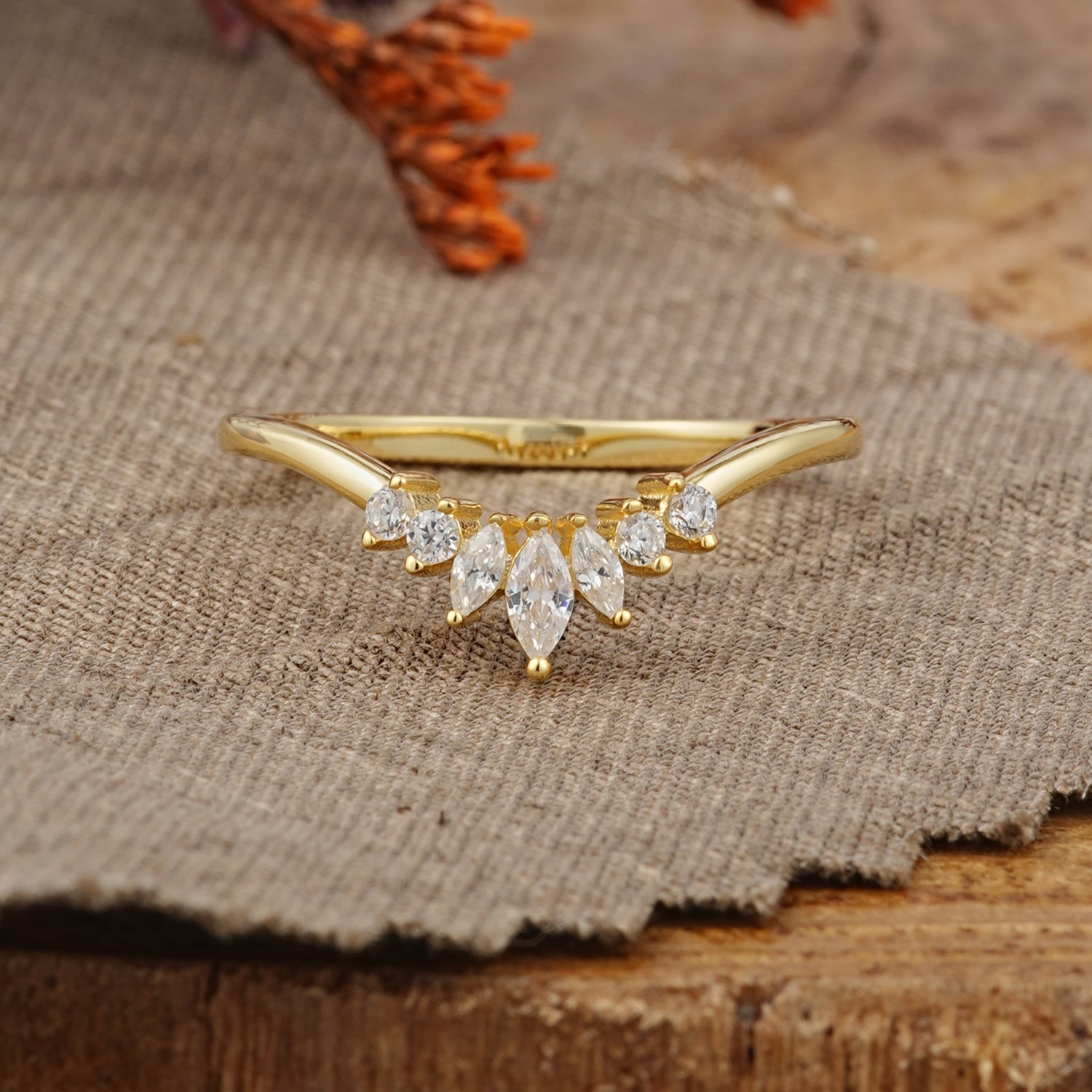 SR17217 Moissanite Ring - Yellow-Gold