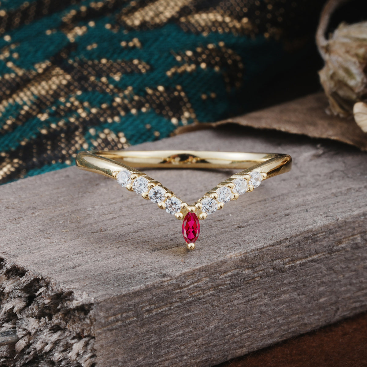 SR17227 Ruby Ring - Yellow-Gold