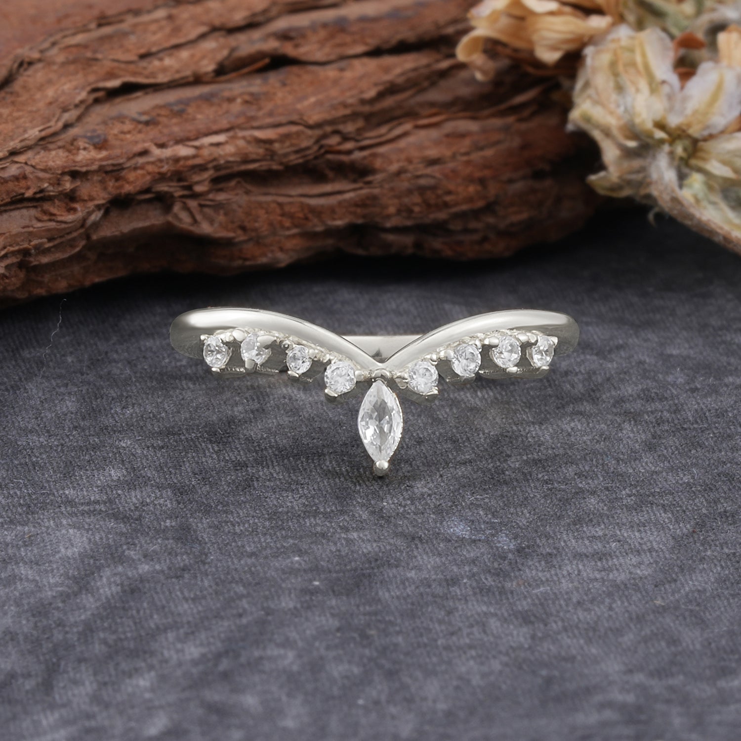 Luxurious Marquise Cut Moissanite Curved Wedding Band
