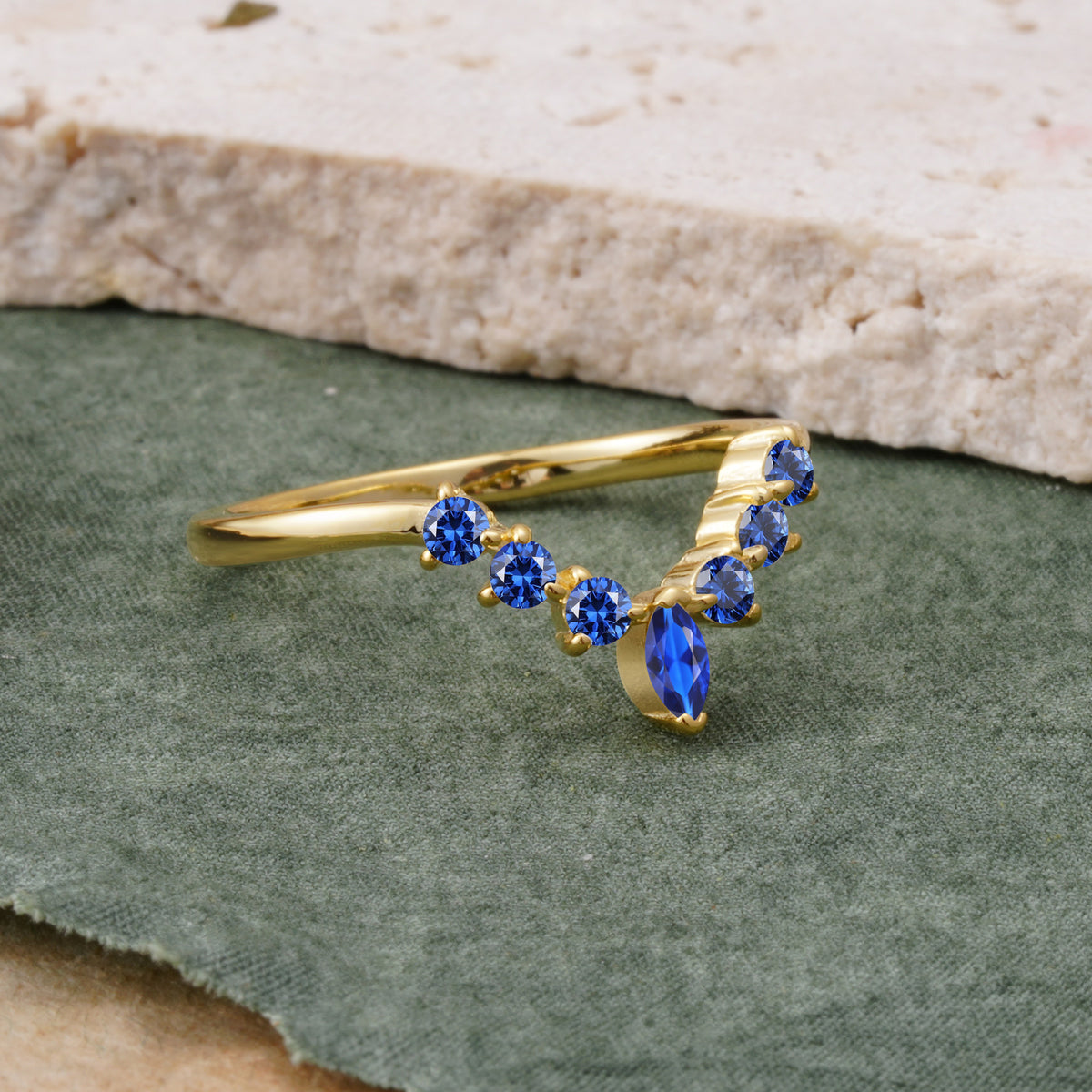 SR17234 Sapphire Ring - White-Gold